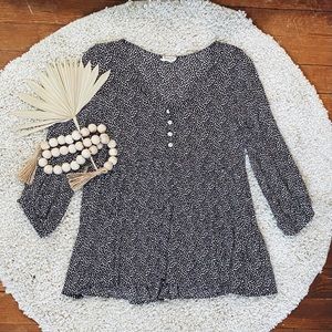 Babydoll V-neck Lightweight Flowy Blouse